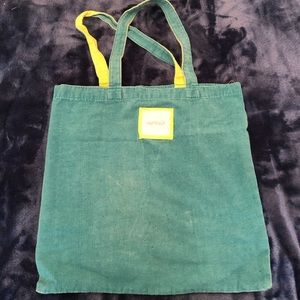 Aerie Tote